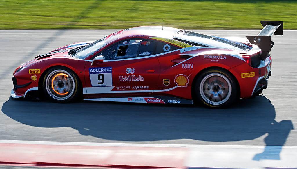 Mobil Plastic_Ferrari sponsor