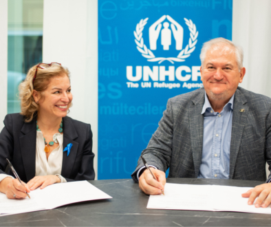 Dalla fuga al futuro - L'industria italiana apre le porte ai rifugiati